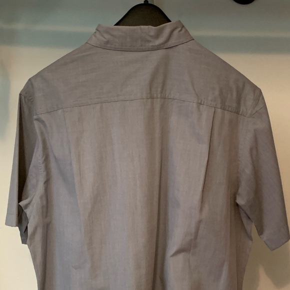 Short sleeve button down - Picture 3 of 3